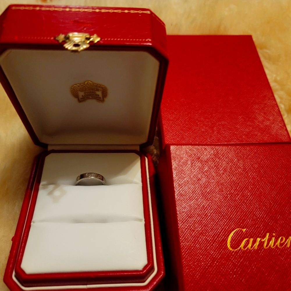 Cartier Love Ring Band